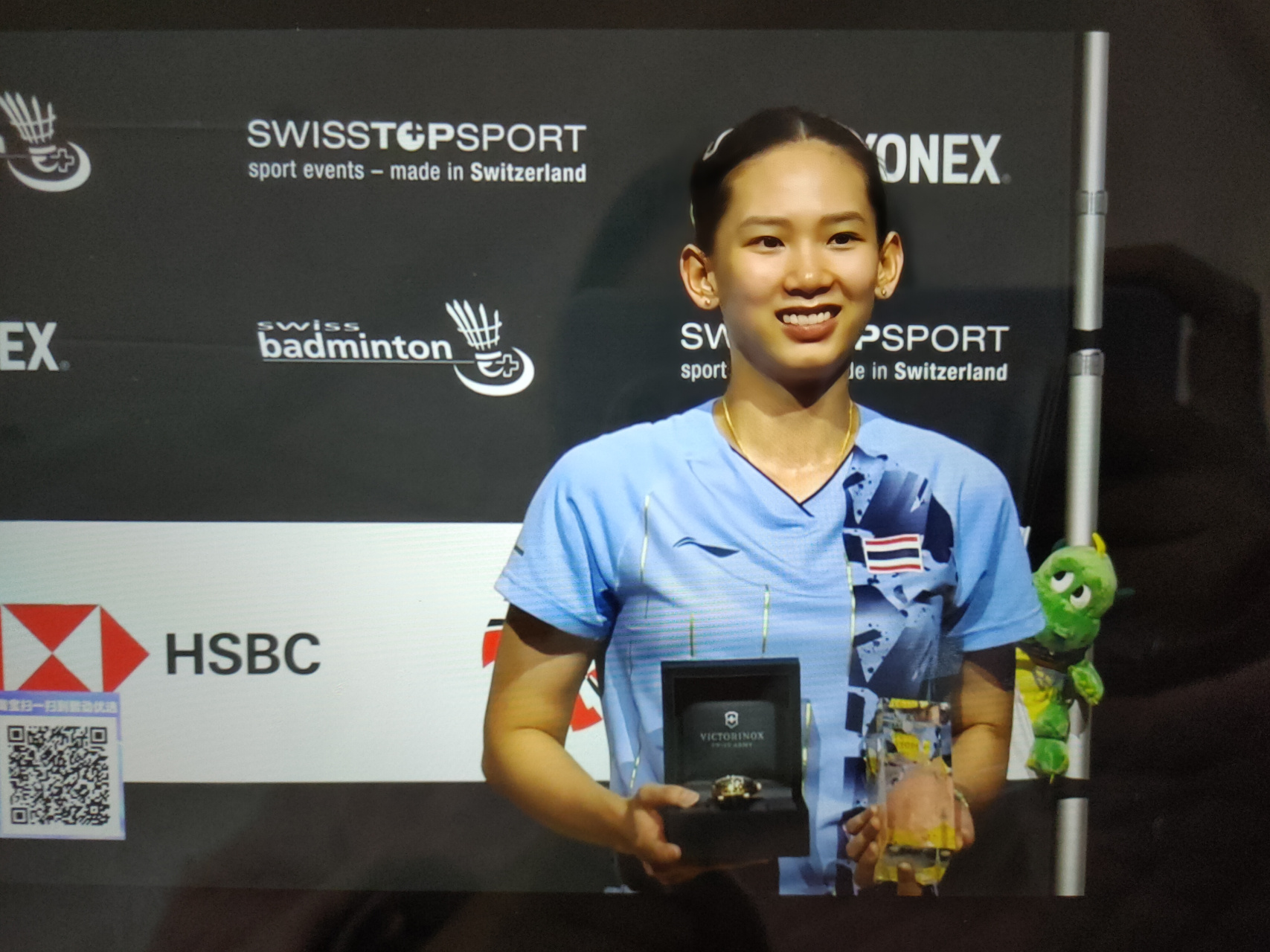 多半是侧翼 多半是侧翼